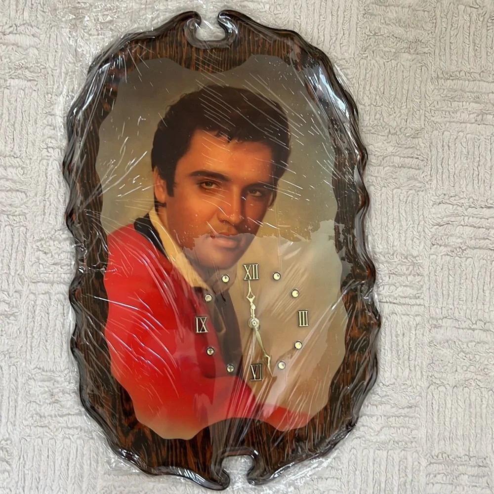 Vintage 70's Elvis Presley wood decoupage wall clock art